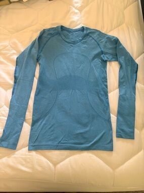 Lululemon Swiftly Tech Long-Sleeve Shirt 2.0
